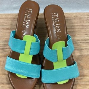 Women’s sandals
